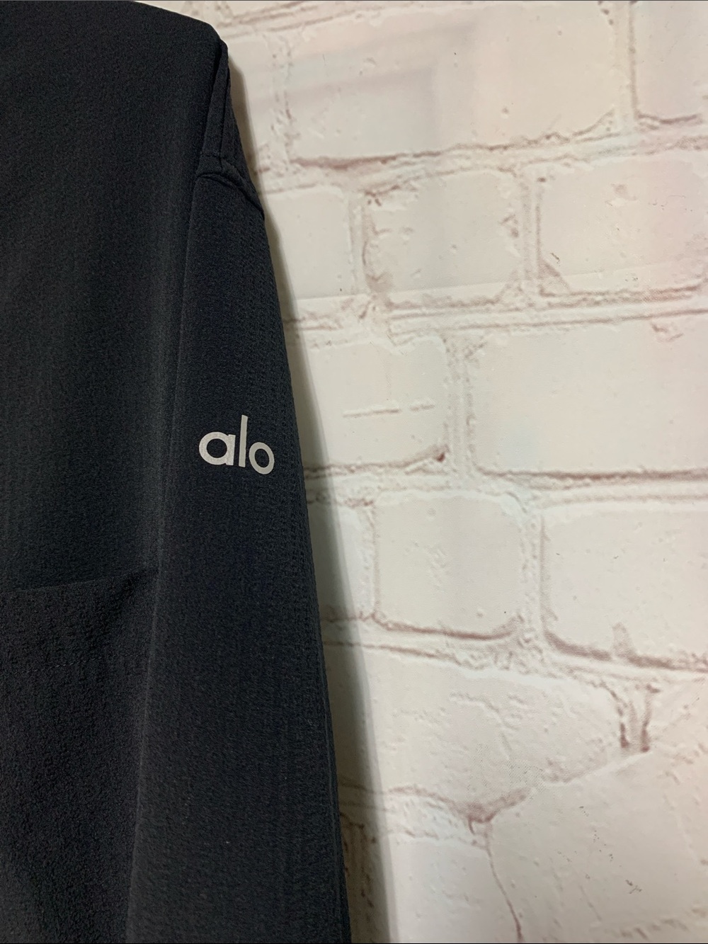 Alo Dreamscape Black Button Generous Shirt Top Size L 44” - Picture 4 of 7